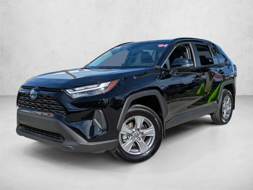 2024 Toyota RAV4 Hybrid XLE photo 1