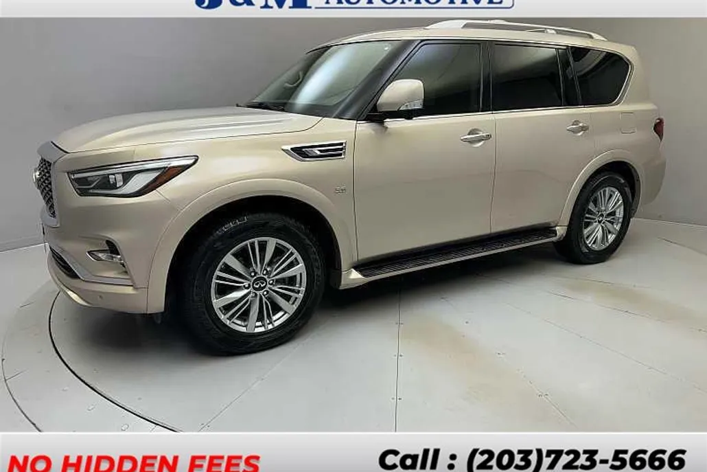 2019 Infiniti QX80 Luxe photo 1