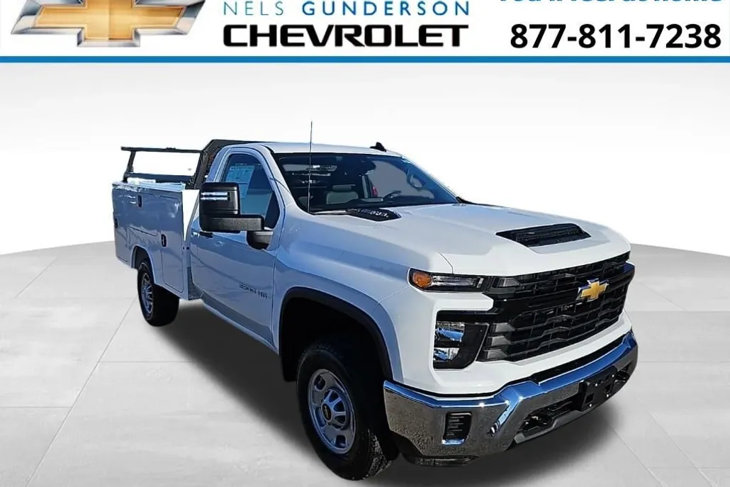 2024 Chevrolet Silverado 2500HD photo 1