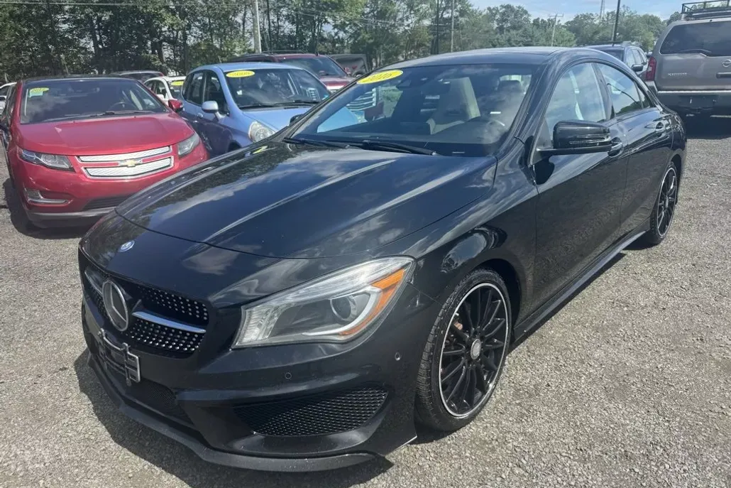 2016 Mercedes Benz CLA 250 4MATIC photo 1