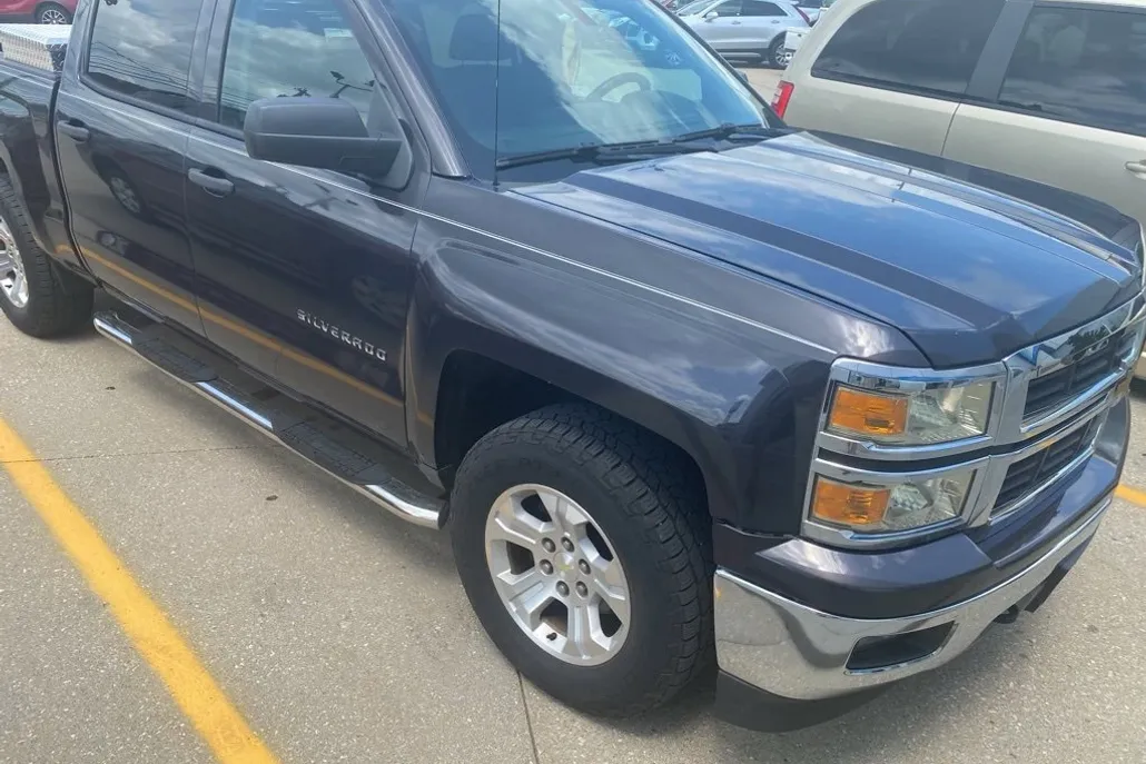 2014 Chevrolet Silverado 1500 LT photo 1