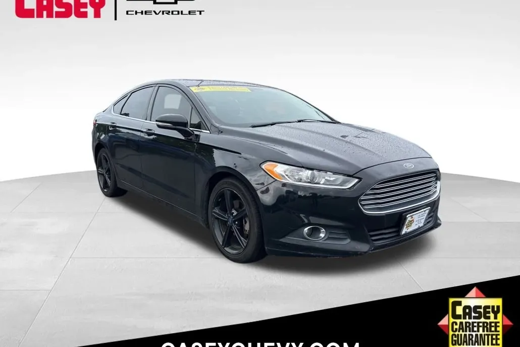 2016 Ford Fusion SE photo 1