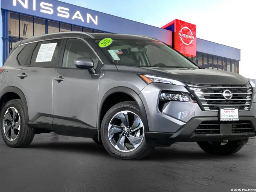 2025 Nissan Rogue SV photo 1