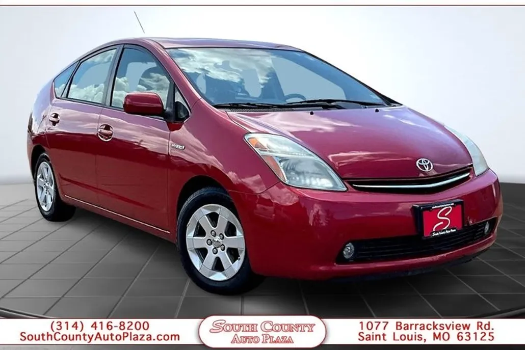 2017 Toyota Prius Three Touring photo 1