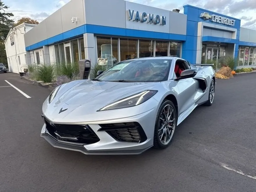 2026 Chevrolet Corvette Stingray 2LT photo 1