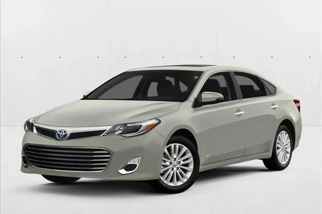 2013 Toyota Avalon Hybrid XLE Premium photo 1