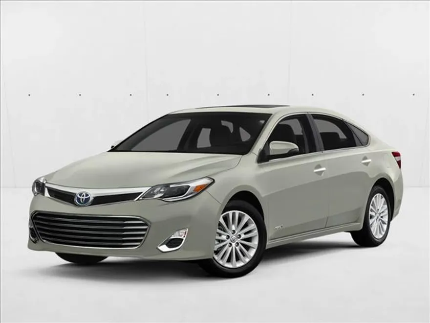 2013 Toyota Avalon Hybrid XLE Premium photo 1