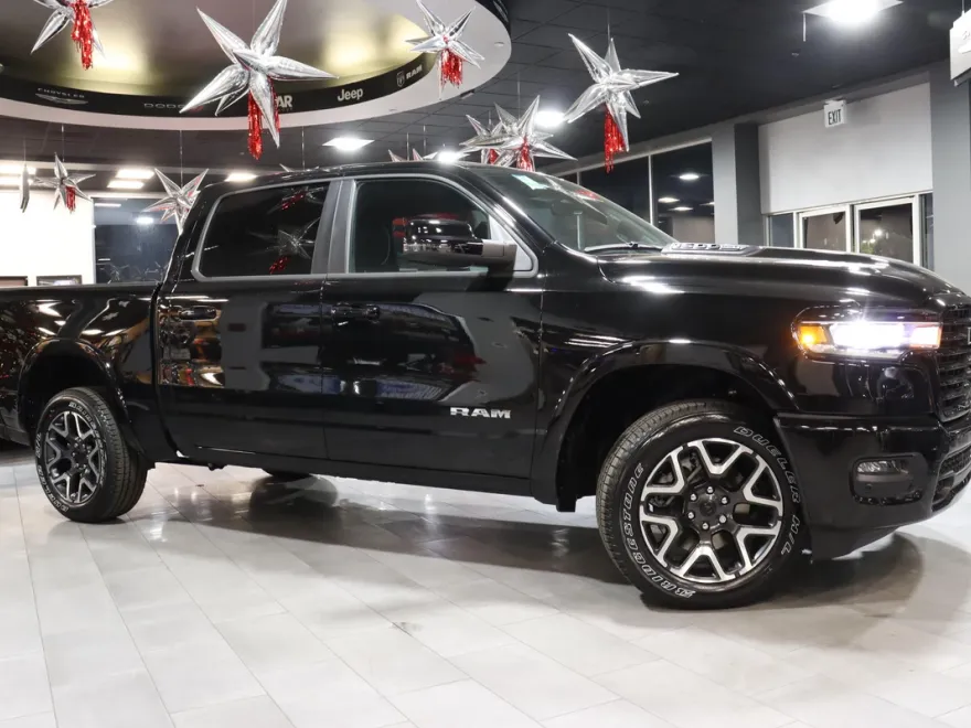 2025 Ram 1500 Laramie photo 1