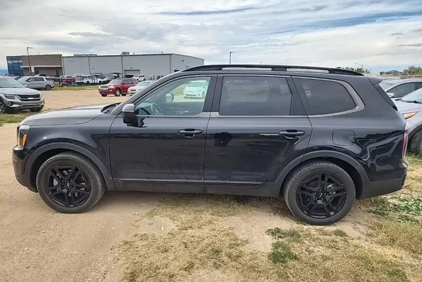 2024 Kia Telluride X-Line photo 1