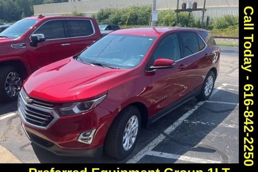 2019 Chevrolet Equinox LT photo 1