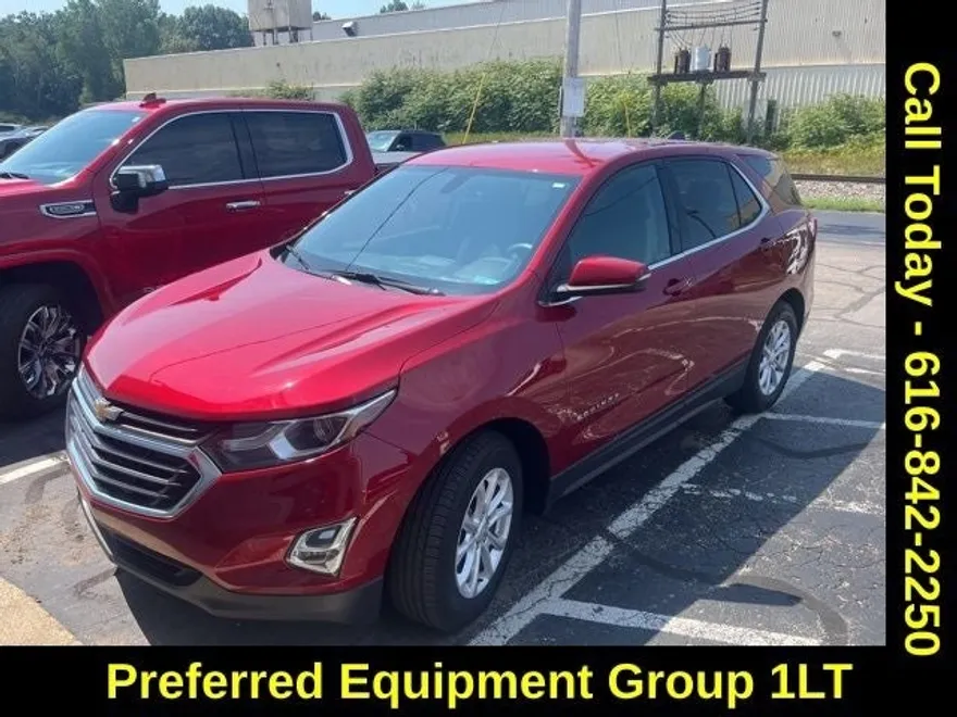 2019 Chevrolet Equinox LT photo 1