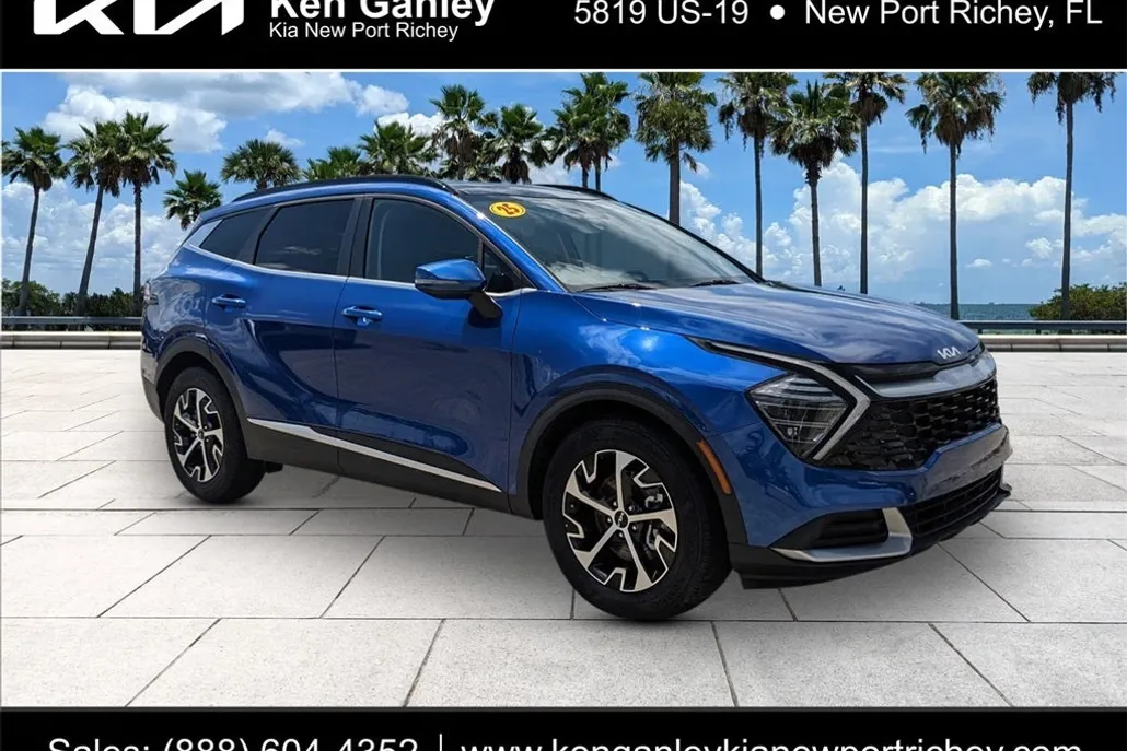 2025 Kia Sportage EX photo 1