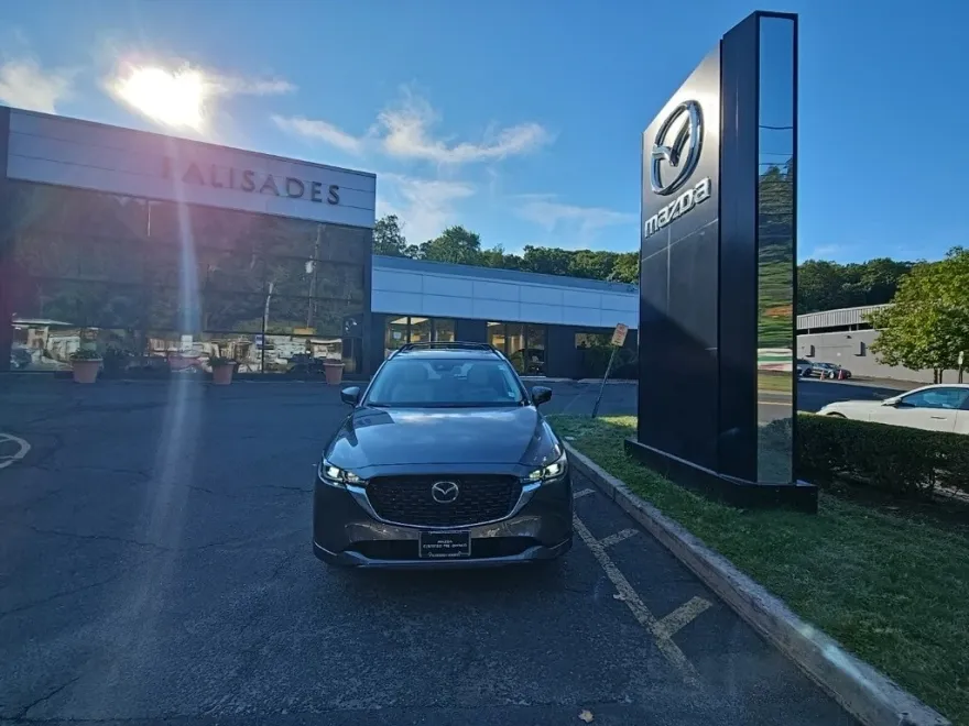 2025 Mazda CX-5 2.5 S Preferred photo 1