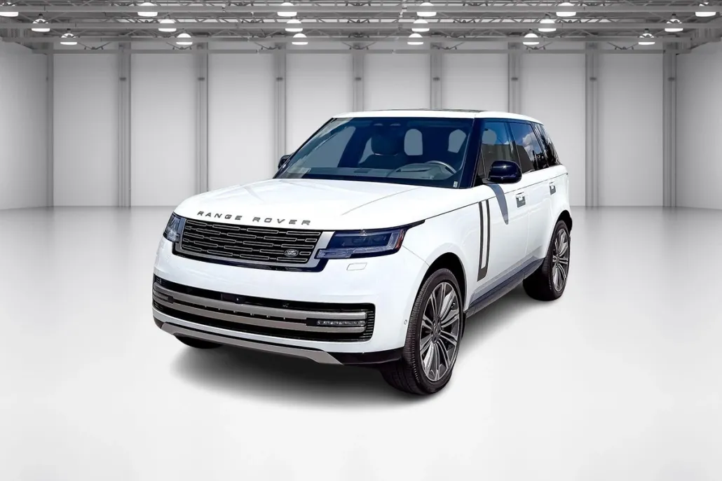 2025 Land Rover Range Rover SE photo 1