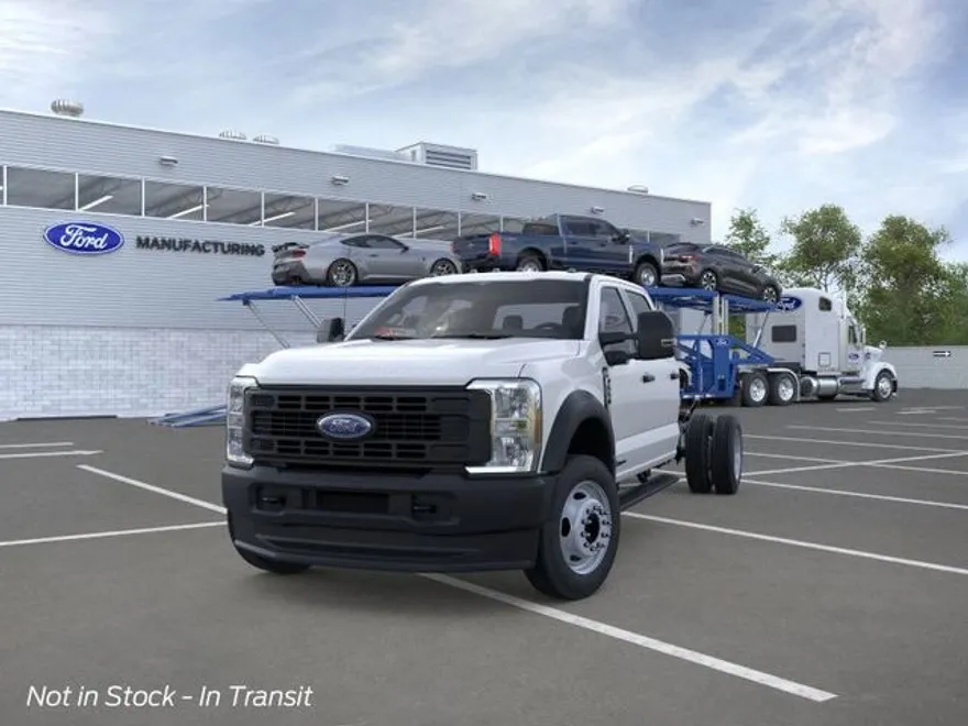 2026 Ford F-550 photo 1