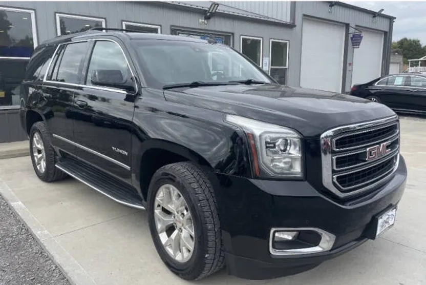 2015 Gmc Yukon SLT photo 1