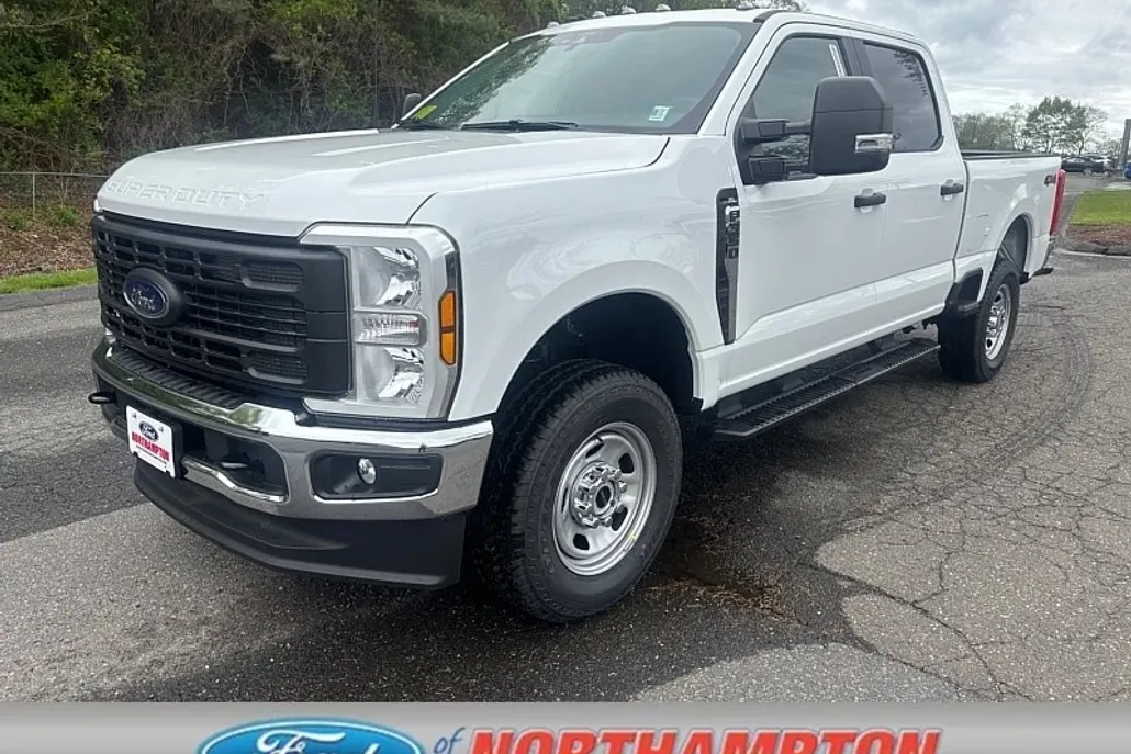 2025 Ford F-350 XL photo 1