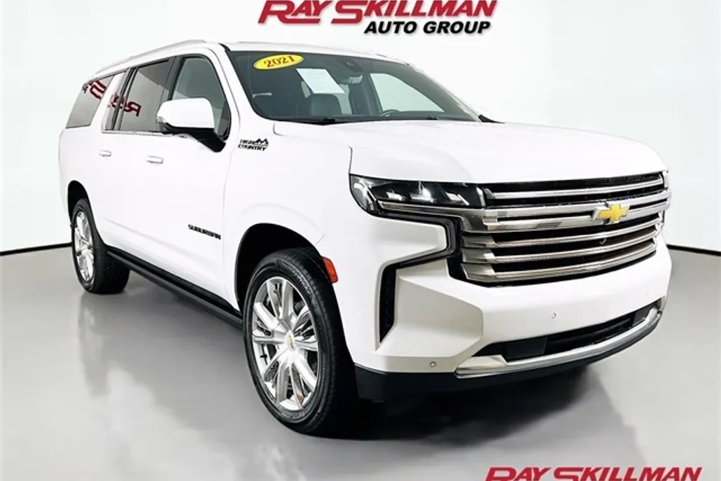 2021 Chevrolet Suburban High Country photo 1