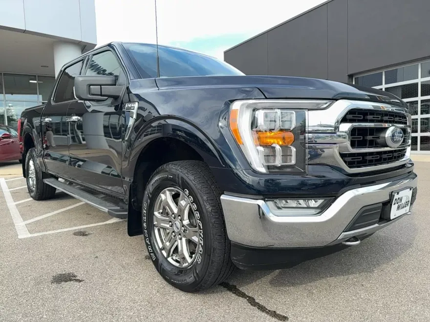 2021 Ford F-150 XLT photo 1