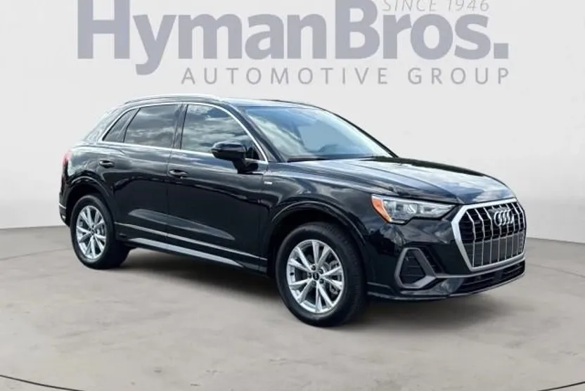 2022 Audi Q3 S line Premium 45 TFSI photo 1