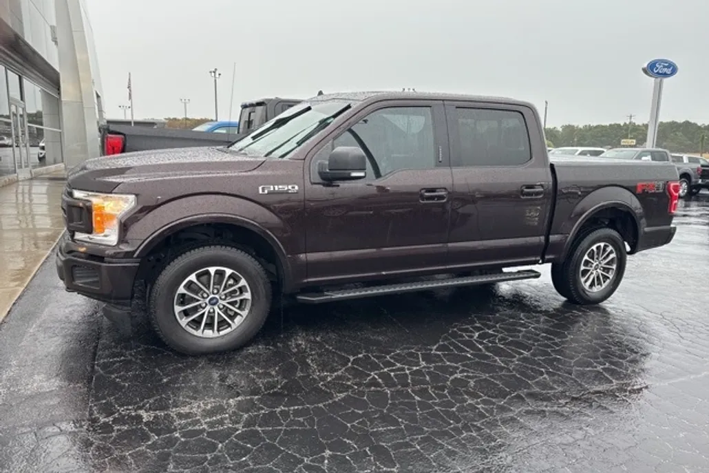 2019 Ford F-150 XLT photo 1