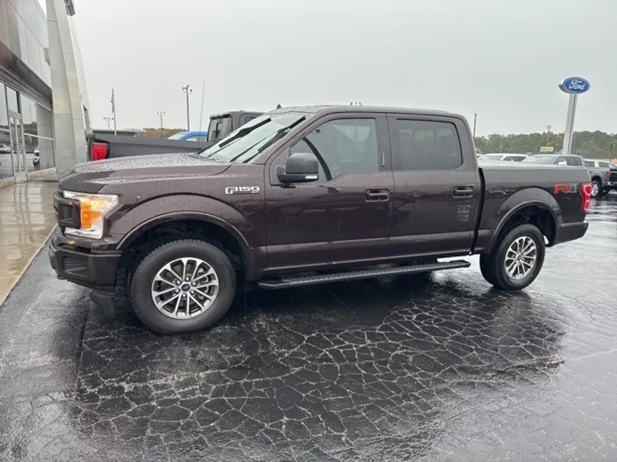 2019 Ford F-150 XLT photo 1