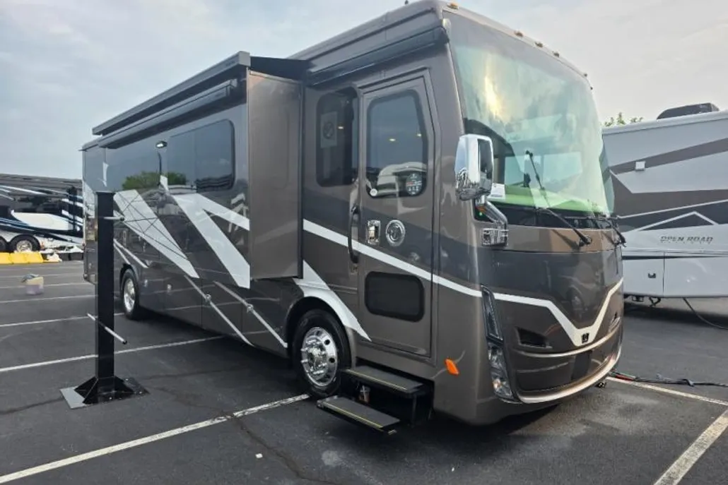 2024 Tiffin Motorhomes, Inc Breeze photo 1