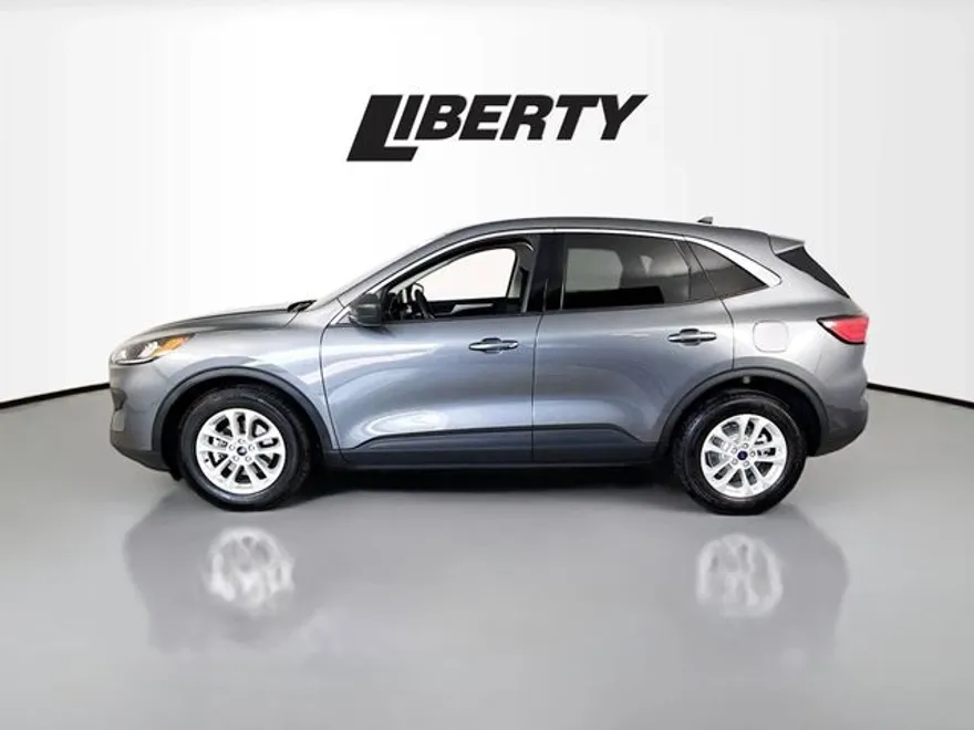 2022 Ford Escape SE photo 1