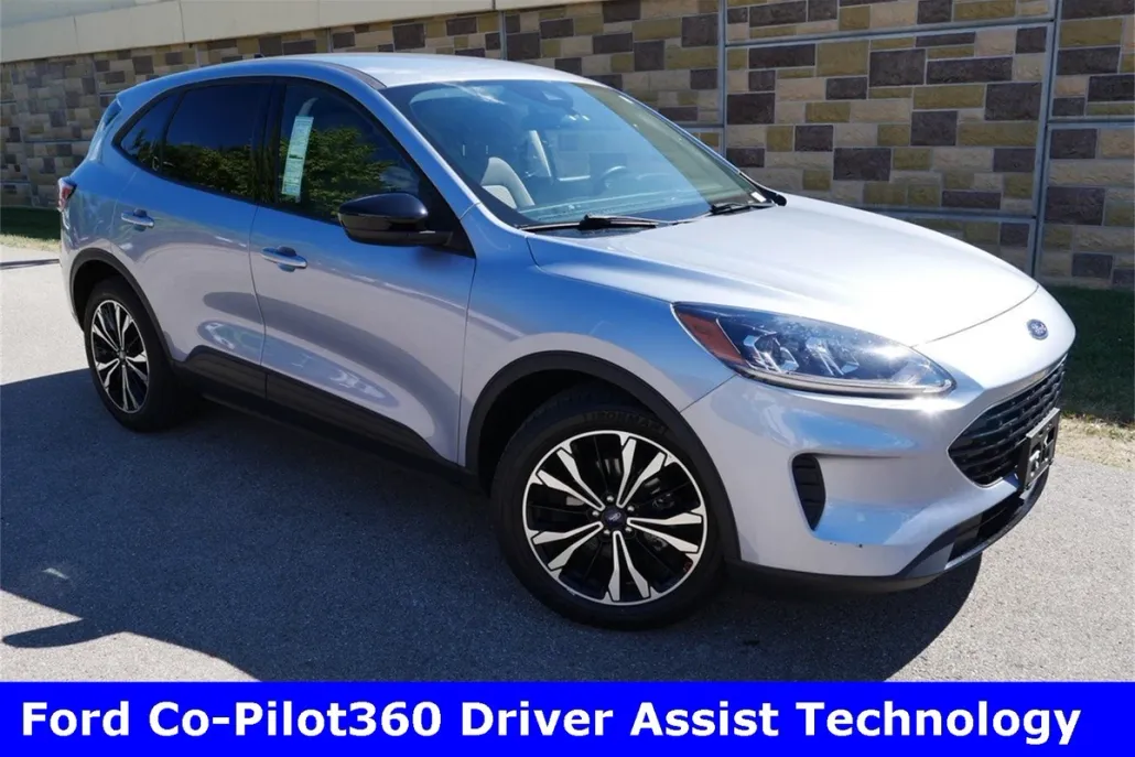 2022 Ford Escape SE photo 1