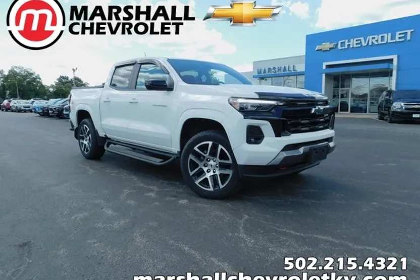 2023 Chevrolet Colorado Z71 photo 1