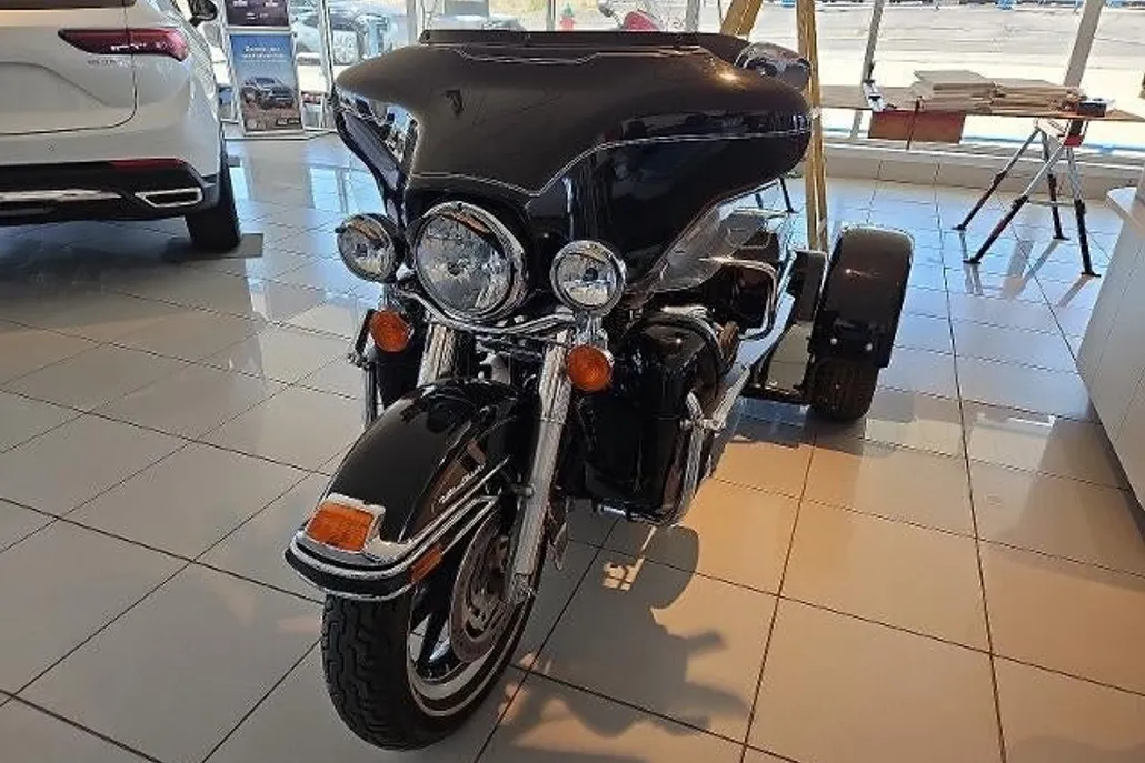 2007 Harley Davidson Electra Glide Ultra Classic FLHTCU photo 1