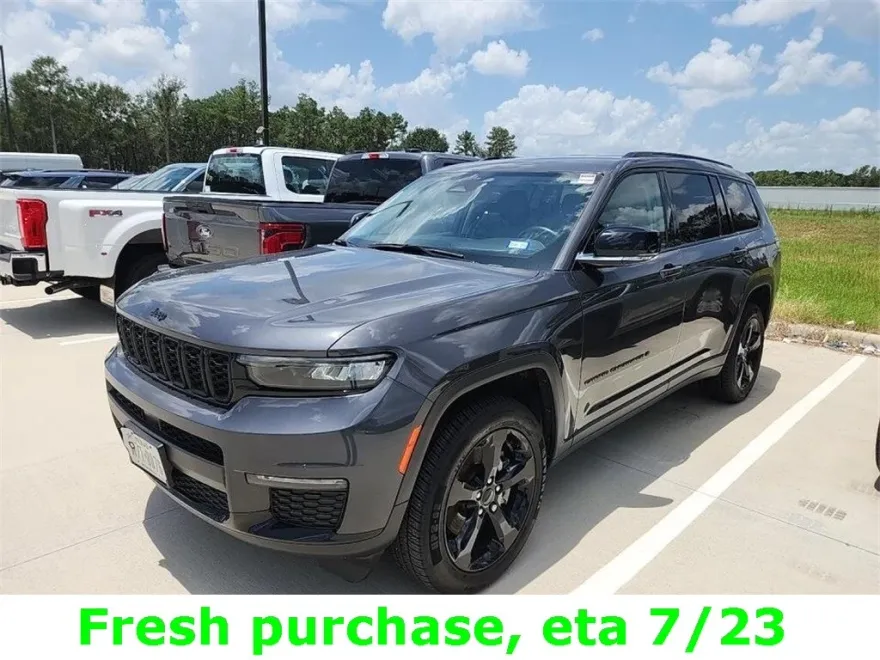 2022 Jeep Grand Cherokee Limited photo 1