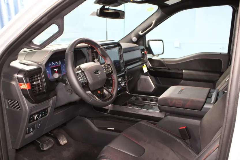 2025 Ford F-150 Raptor photo 1