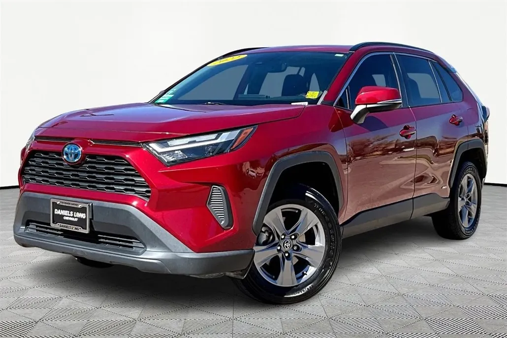 2022 Toyota RAV4 Hybrid XLE photo 1