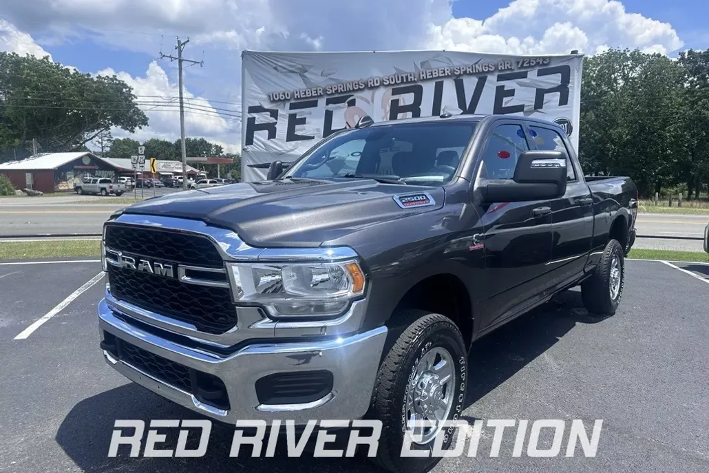 2024 Ram 2500 Tradesman photo 1