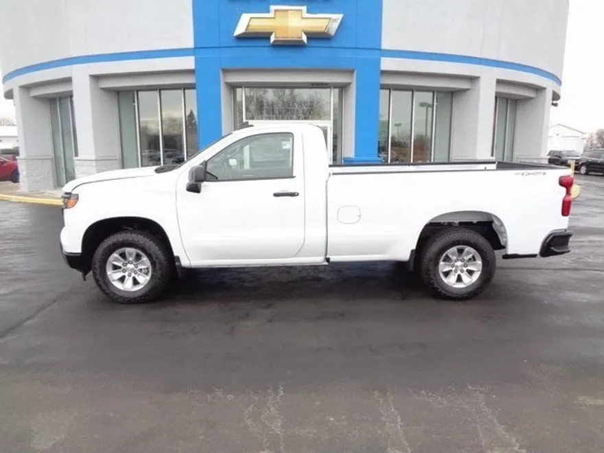 2025 Chevrolet Silverado 1500 photo 1
