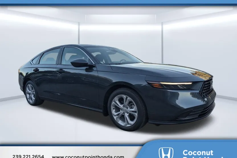 2025 Honda Accord LX photo 1