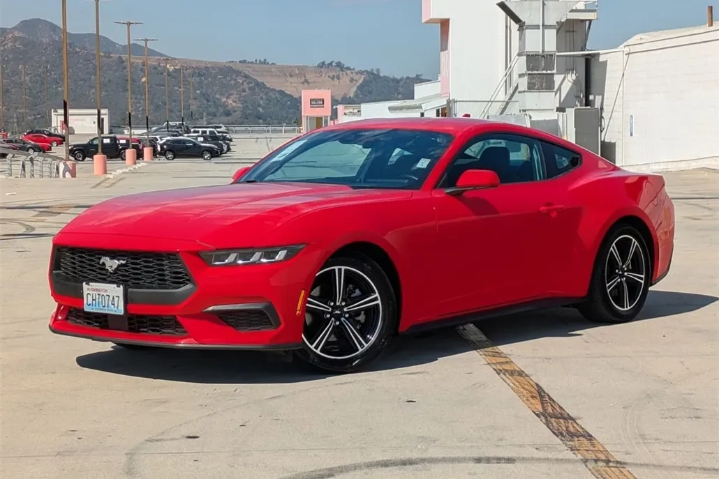 2024 Ford Mustang EcoBoost photo 1