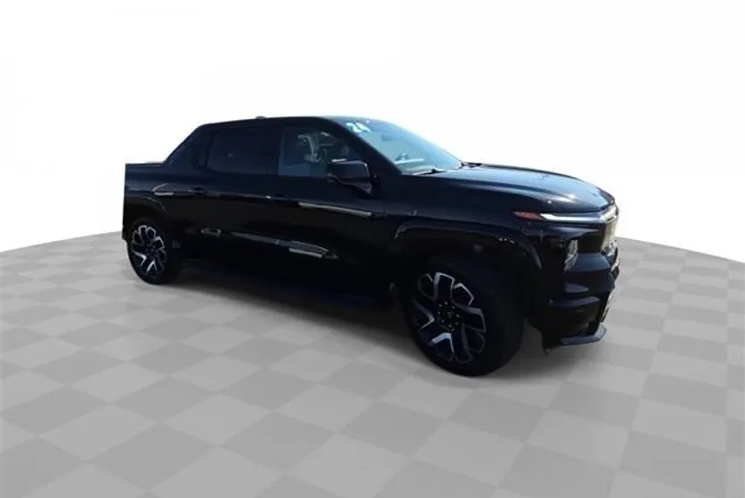 2024 Chevrolet Silverado EV RST photo 1
