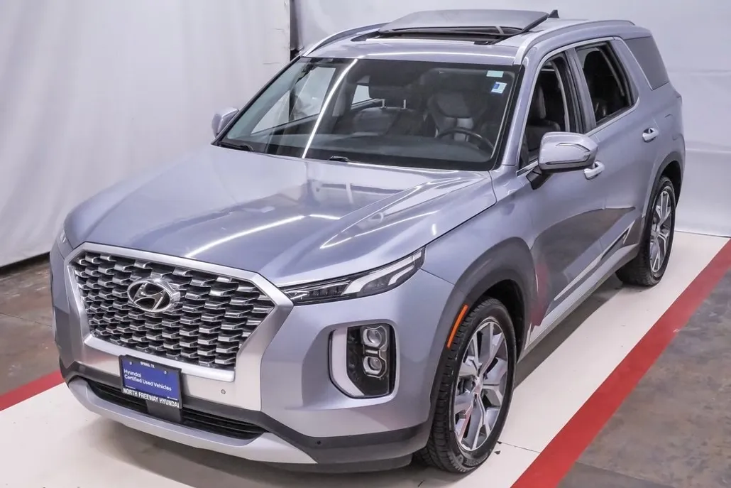 2020 Hyundai Palisade SEL photo 1