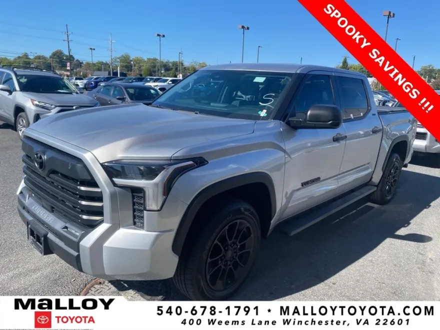 2023 Toyota Tundra SR5 CrewMax photo 1