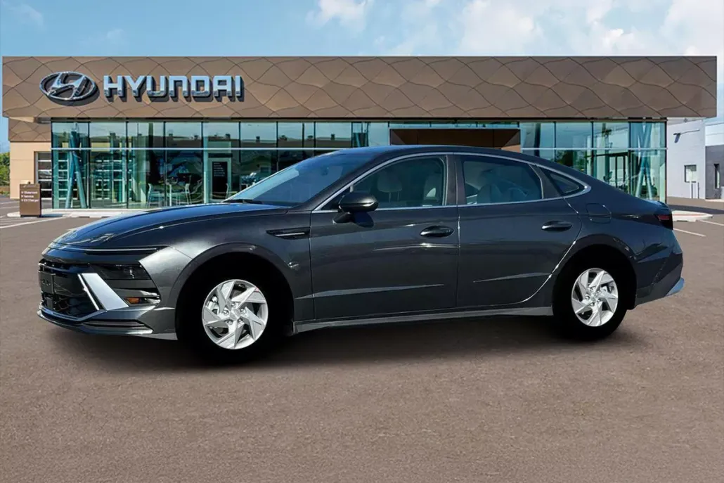 2025 Hyundai Sonata SE photo 1
