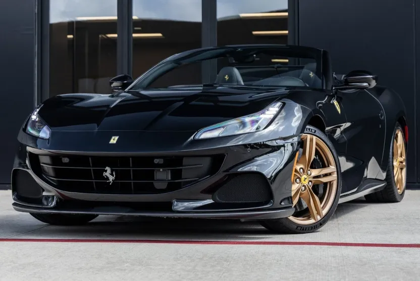 2023 Ferrari Portofino Base photo 1