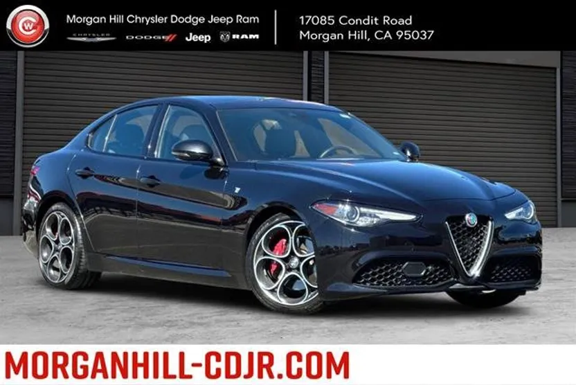 2023 Alfa Romeo Giulia Ti photo 1
