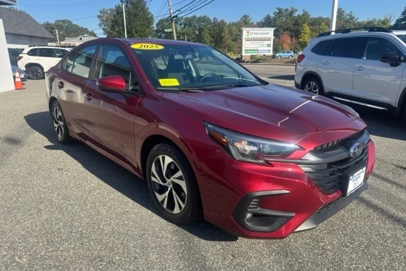 2025 Subaru Legacy Premium photo 1
