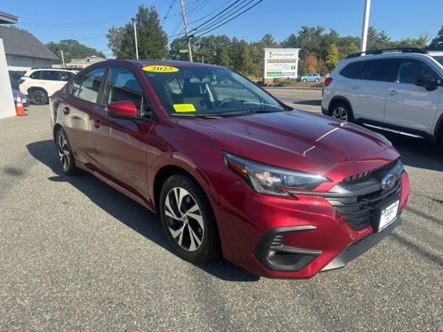 2025 Subaru Legacy Premium photo 1