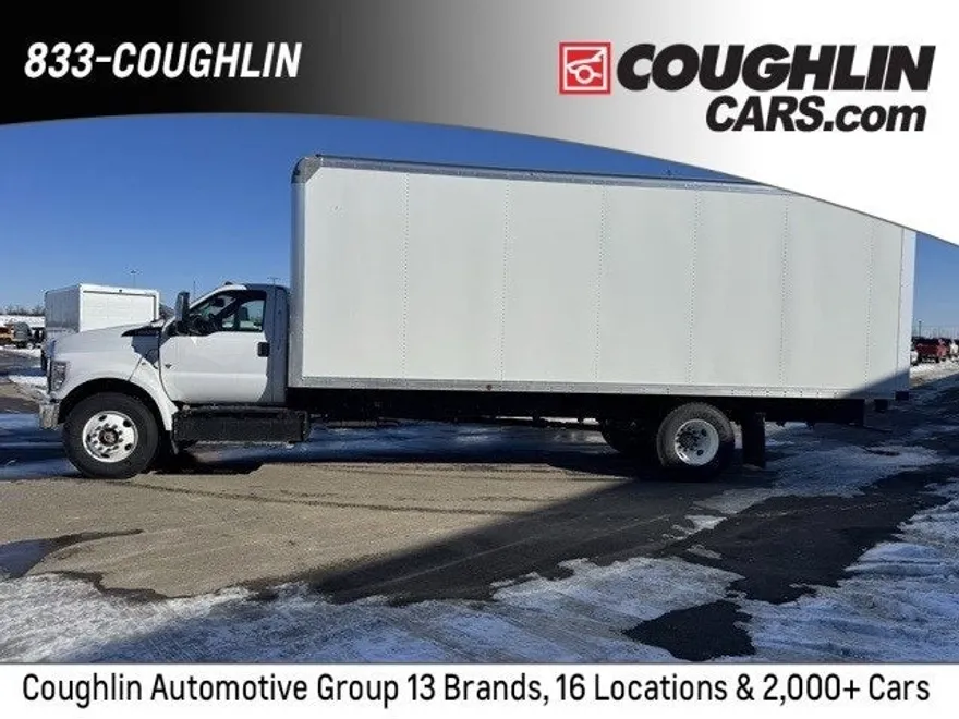 2025 Ford F-650 SuperCab photo 1