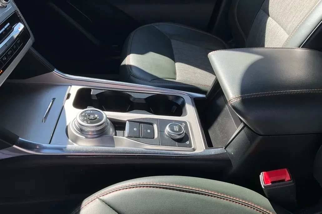 2022 Ford Explorer Timberline photo 1