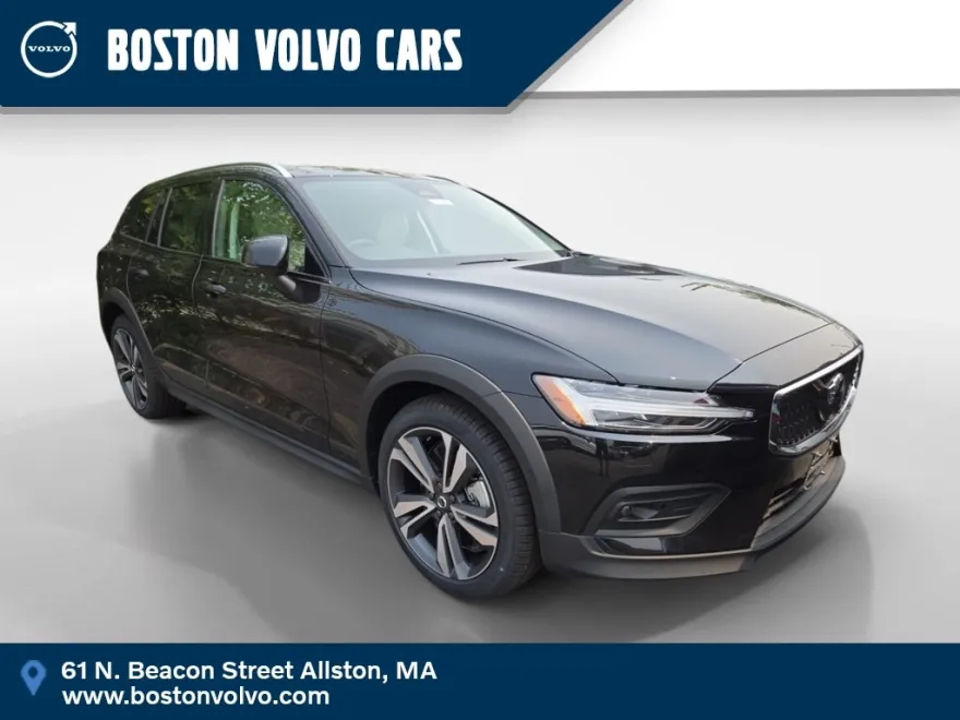 2026 Volvo V60 Cross Country B5 Plus photo 1