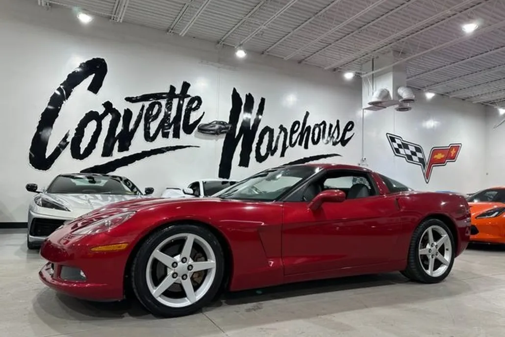 2005 Chevrolet Corvette 3LT photo 1